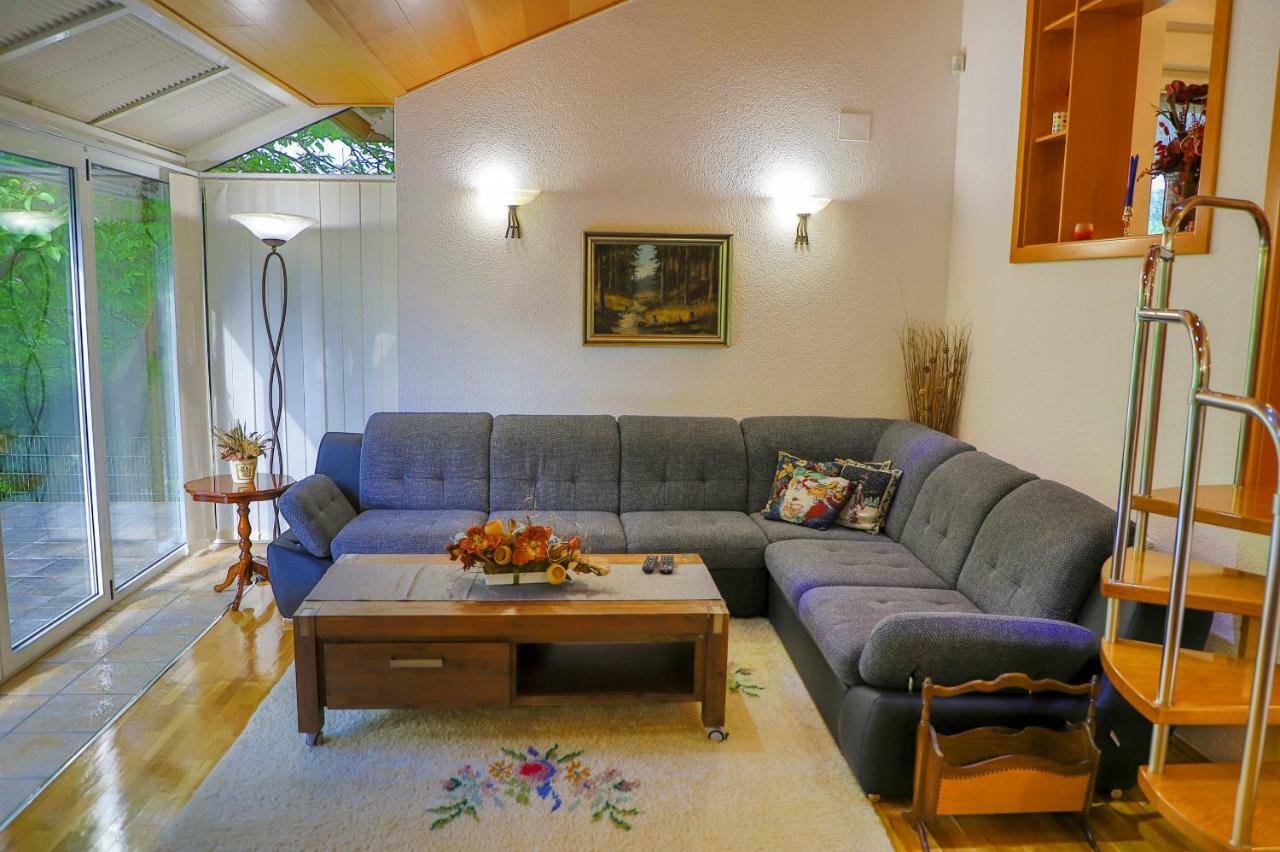 Holiday Home Villa Sara Bihać Eksteriør billede