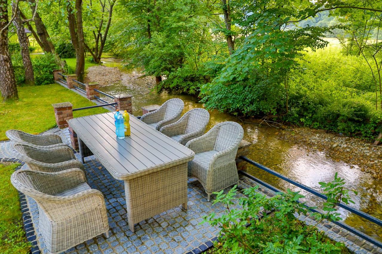 Holiday Home Villa Sara Bihać Eksteriør billede